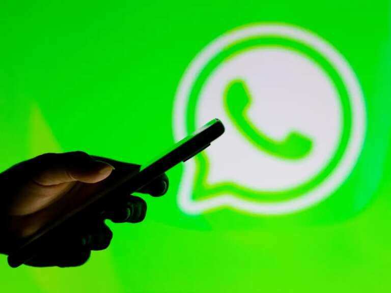 How to Read Someone’s WhatsApp Messages Without Their Phone