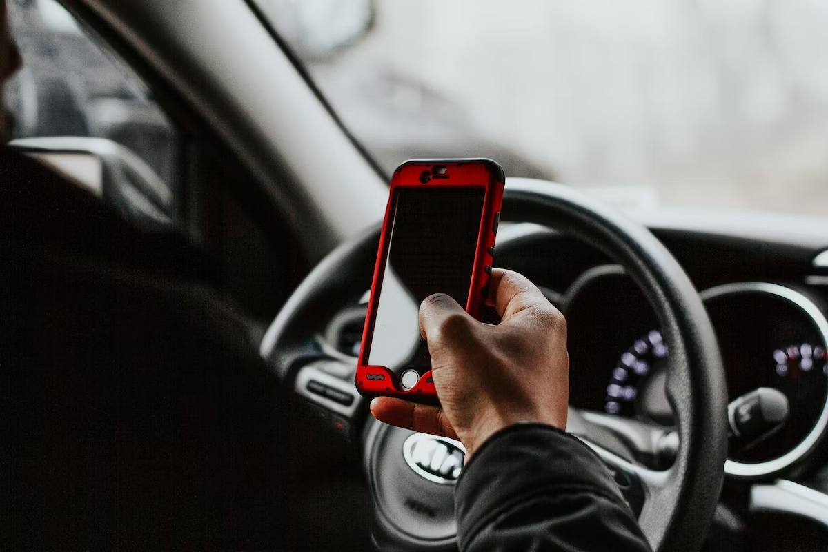 How Many People Die From Texting and Driving