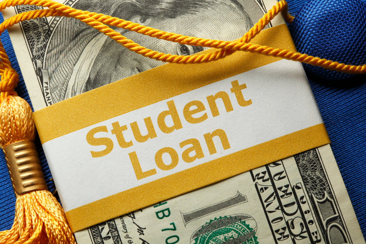 Tips-For-Refinancing-Your-Student-Loans